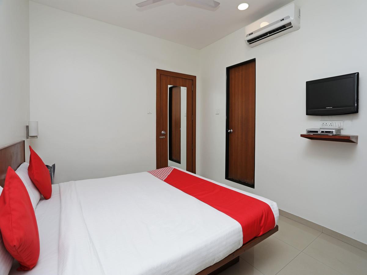 Oyo 1194 Hotel Gulmohr Пюн Екстериор снимка